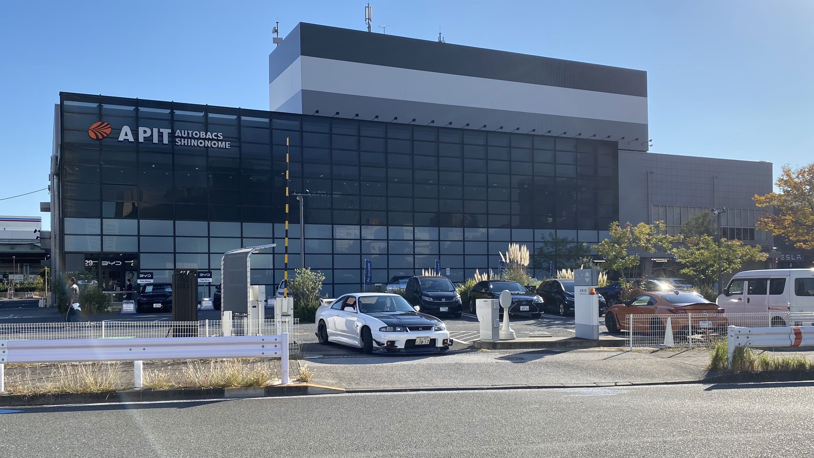 A-Pit Autobacs Shinonome - exterior